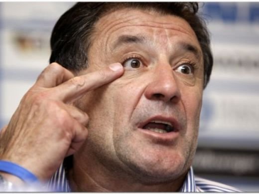 Agentul Becali e doar un FAKE! Adevaratul model de TARANIE in fotbal vine de la Dinamo: Puti! Puti! Nu te speli niciodata!