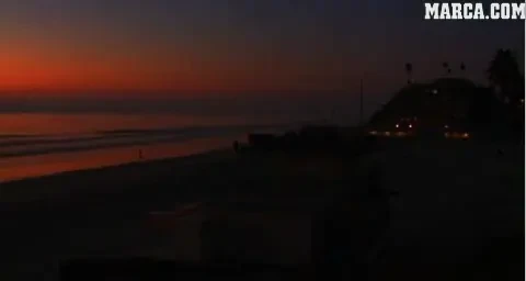 SUPER VIDEO! Imagini UNICE! Surf in mare FOSFORESCENTA! Vezi cum a fost posibil!