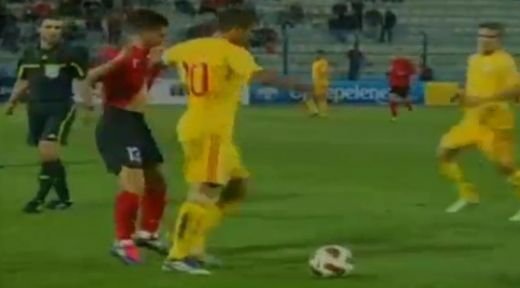 Mutu a mai batut un albanez! Pe cine a pus la pamant cu o lovitura pe care n-a vazut-o NIMENI :))