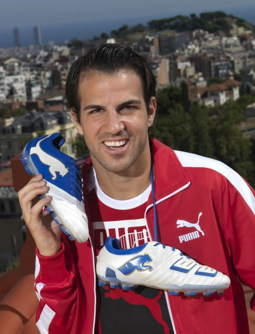 Fabregas i-a lasat pe Messi si pe Xavi! Vezi cu ce 