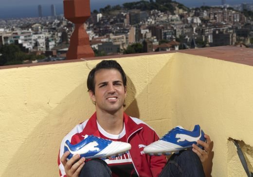 Fabregas i-a lasat pe Messi si pe Xavi! Vezi cu ce 
