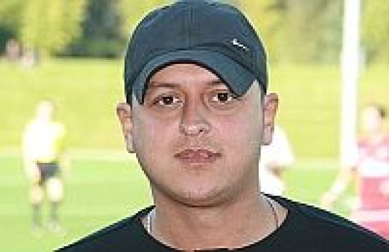 Stirea zilei in Spania: Doua echipe din Europa mari cat Viitorul Insuratei si Becicherecul Mic i-au luat pe Benzema si Ozil! :)_1