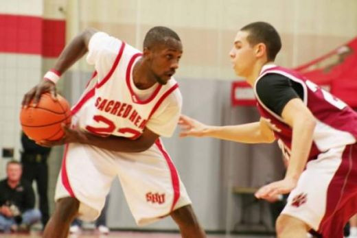 Cei PATRU colegi cu care Hardy Chauncey a fost in club in seara in care a fost omorat! Ironia sortii: cel mai scund dintre ei avea 195 cm