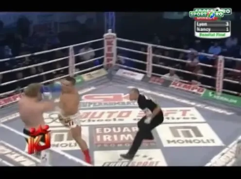 SUPER VIDEO Lungu i-a dat KO in prima repriza lui Bob Sapp! Iftimoaie si Morosanu au castigat! Vezi toate meciurile AICI: