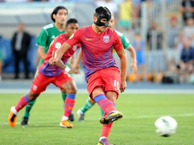 Steaua si-a facut-o cu mana ei in vara! EXPERTII indepartati de la echipa si lista lasata mostenire de Meme cu cei care NU trebuie sa execute penaltyuri: