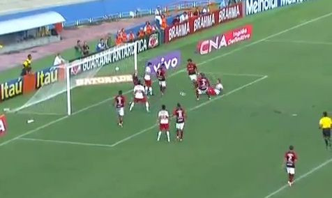 RATARE NEBUNA in Brazilia: Au nimerit de 4 ori bara in doar 3 secunde!