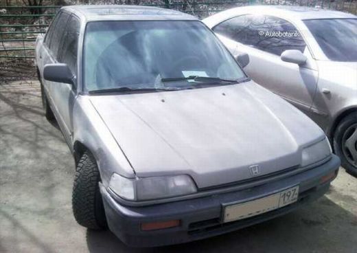 Si-a facut masina ca in GUMA TURBO! De la o Honda prafuita la un CIVIC CRX ca acum 20 de ani!_3