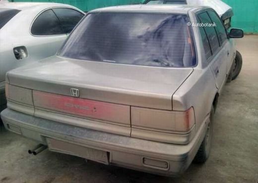 Si-a facut masina ca in GUMA TURBO! De la o Honda prafuita la un CIVIC CRX ca acum 20 de ani!_6