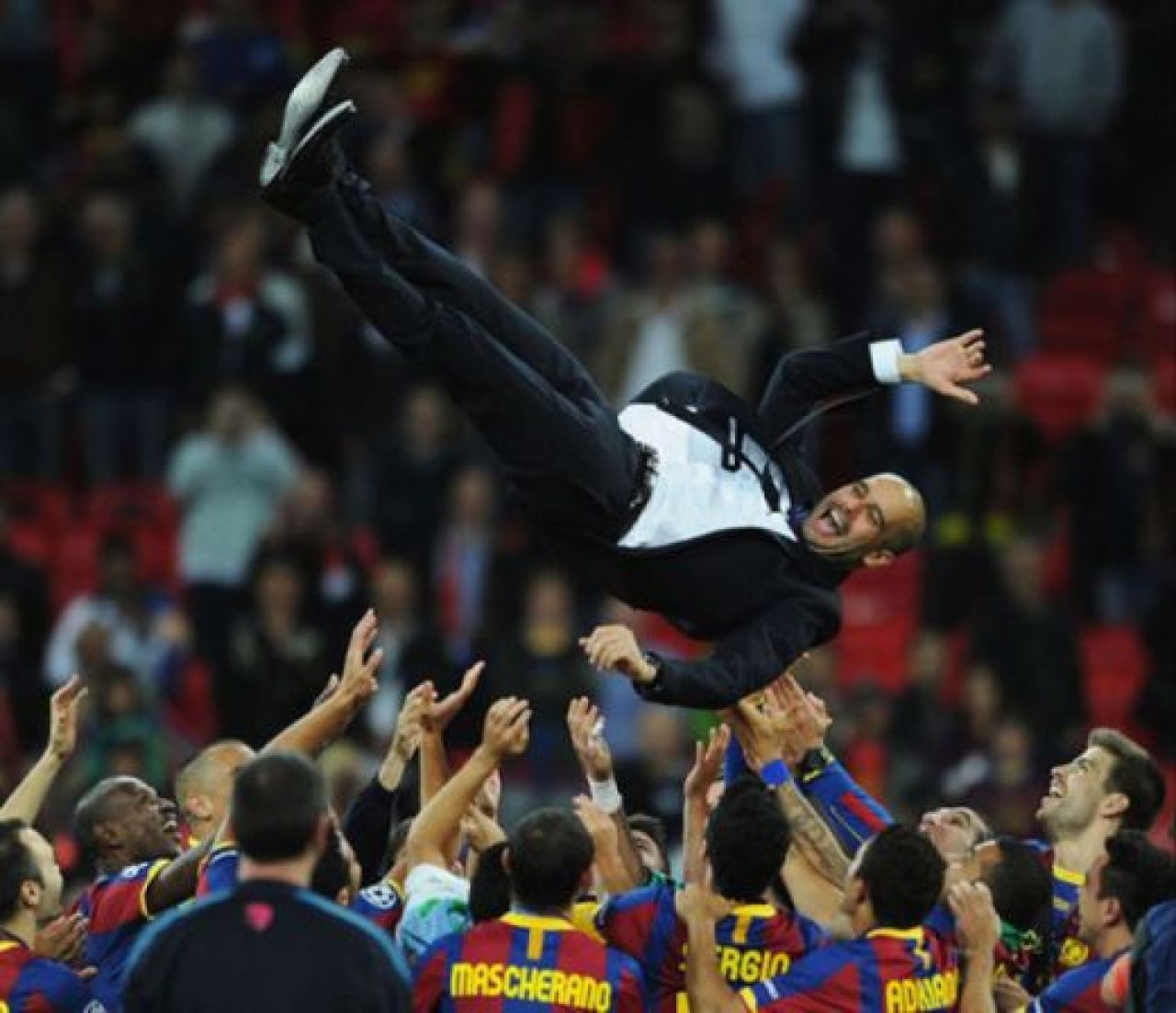 TOPUL celor mai INFLUENTI 49 de barbati din 2011: Cel mai tare din sport e Leo Messi care e abia pe 10!_6
