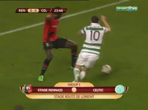 Autogol de EXCEPTIE in Rennes 1-1 Celtic! Vezi cum a reusit sa isi pacaleasca portarul! VIDEO