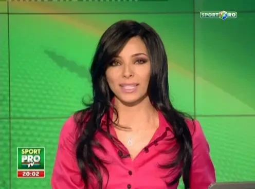 Gica Popescu a ramas fara PERMIS: politia l-a prins cu 111km/h pe strada! Nu-i nimic, de maine zboara cu elicopterul personal :))