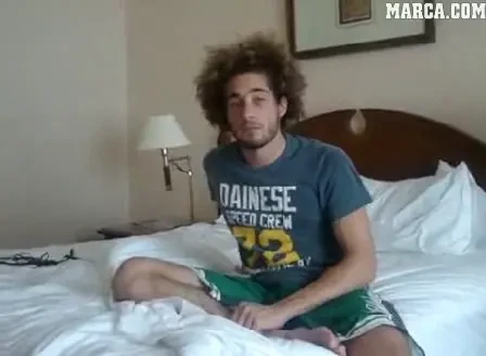 VIDEO: Simoncelli s-a inregistrat inainte sa moara! Ce le-a transmis fanilor si cum arata zidul plangerii :