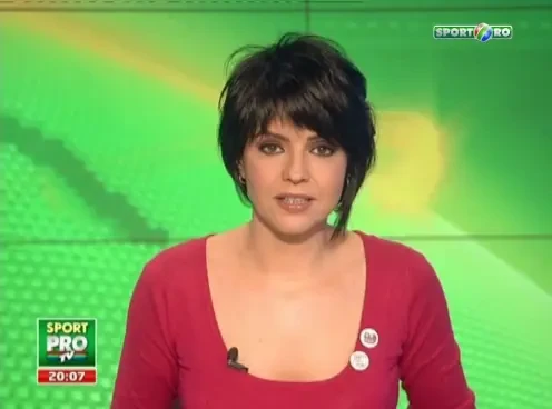 VIDEO! Un membru al familiei regale a pozat NUD! Calendarul scos pentru o cauza nobila