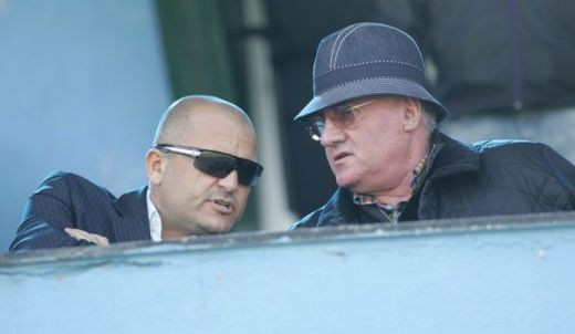 UPDATE! VIDEO: Dragomir a cedat nervos! Dialog VIOLENT la iesirea din sediul DNA: Sunt prea sexy, bai, fir-ati ai dracu! Vezi reactia lui Becali: