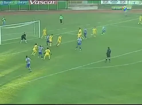 Vaslui a dat peste Ronaldinho de Romania! Adailton, UMILIT cu un ELASTICO de senzatie de un jucator de la Dunarea!