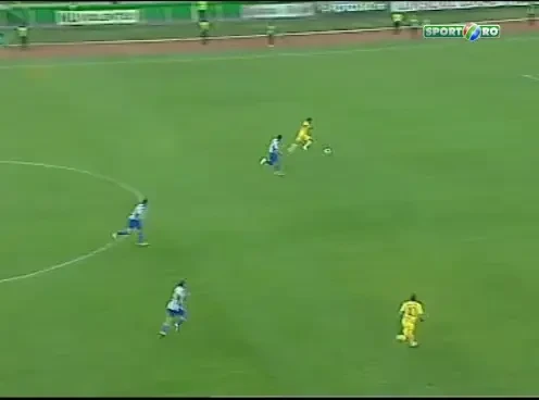 Interventia ANULUI! Un jucator de la Dunarea si-a salvat MIRACULOS echipa cu un super tackling!