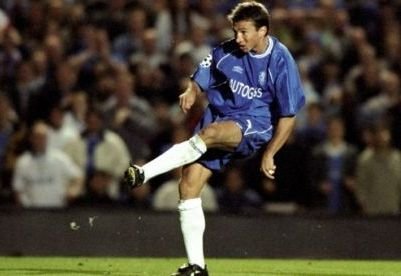 Chelsea n-a mai luat 5 de cand juca Petrescu la ei! Noi tot amenintam cu revolutia, in Anglia se joaca pe bune: "Sunt The SH*T One!"
