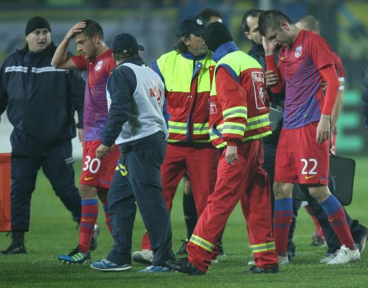 Galamaz nu mai aude cu urechea dreapta: 