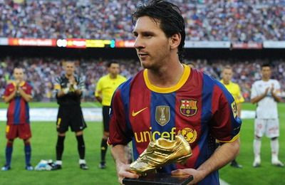 Luat la bani marunti de Pele, Messi nu mai suporta si iese la atac: Ia arata sa vad si eu DVD-urile, sa vad si eu ce stiai sa faci!