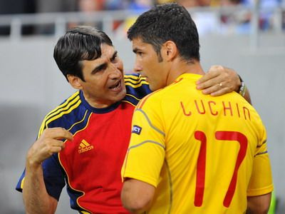 Piturca are o REGULA noua! Cum s-a scuzat ca nu l-a chemat pe Marius Niculae si de ce va RATA Mutu nationala de acum incolo: