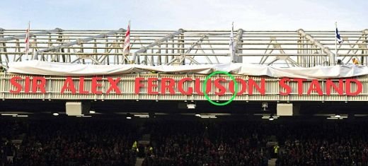 FOTO: Ti se pare ceva ciudat? O litera din numele lui Ferguson a fost pusa gresit pe tribuna de pe Old Trafford!
