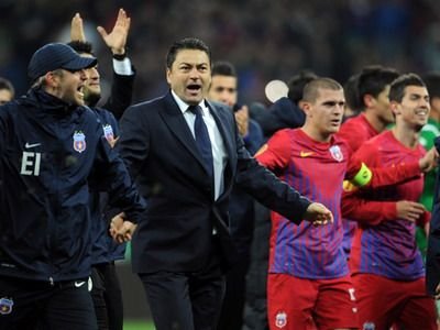 Pun mana de la mana sa faca o echipa! Infirmeria si nationala l-au saracit pe Iliesta! Vezi ce 11 INEDIT poate sa alinieze la antrenament: