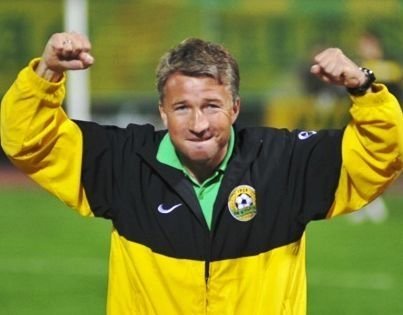 Dan Petrescu a facut cel mai tare transfer al anului in Rusia: e peste Roberto Carlos si Eto o si se compara singur cu un super golgeter