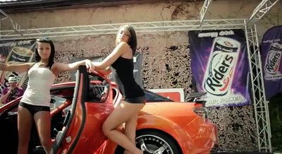 VIDEO HOT: Poloneze-nsiropate la un tuning show comunal !