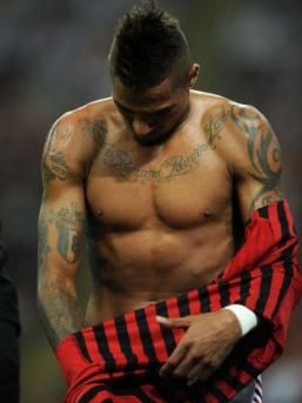 FOTO GENIAL: Topul dupa care femeile LESINA si la care barbatii viseaza: Cele 10 abdomene PERFECTE din sport!_8