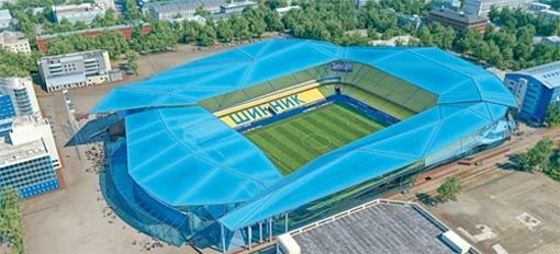 Stadion din ALTA LUME pentru un fotbal MILIARDAR! BIJUTERIA din sticla si otel care iti MANIPULEAZA gandurile: