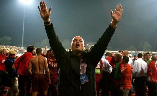 Asta nu e buna nici ca gluma proasta: Explicatia halucinanta a lui Paszkany pentru pretul urias al biletelor cu U Cluj!