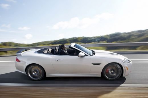 Jaguarul care-i zgaraie rau pe nemti ! Seria 6 Cabrio, R8 Spyder si SL 63 in panica !_5