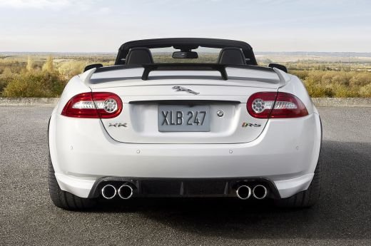 Jaguarul care-i zgaraie rau pe nemti ! Seria 6 Cabrio, R8 Spyder si SL 63 in panica !_7