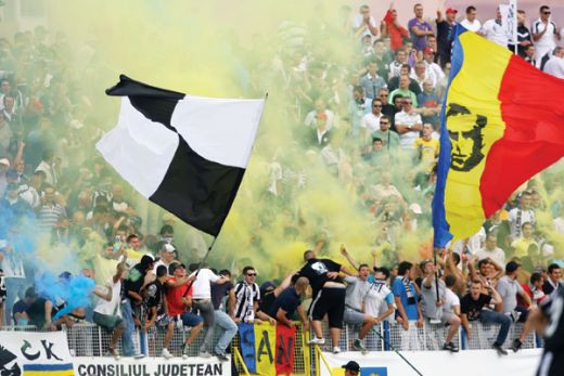 INCREDIBIL! Fanii lui U Cluj fac orice ca sa intre la meciul cu CFR! Doneaza sange pentru echipa lor!