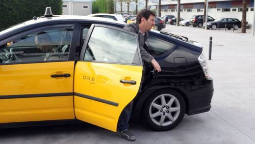 FOTO: Un taximetrist l-a pus pe Messi in fata celui mai JENANT moment! Un DIALOG ireal :)_2