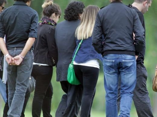 FOTO / Cea mai grea zi din viata lui Maradona! Si-a inmormantat mama in Argentina!_6