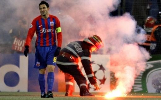 Bucurestiul isi ia adio de la Liga! PARADOXUL Steaua: A pus la respect echipele romanesti pentru a se face de ras in Europa!