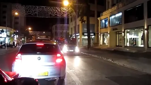 VIDEO: Fanii lui APOEL au petrecut toata noaptea pe strazi cea mai mare performanta din fotbalul cipriot!