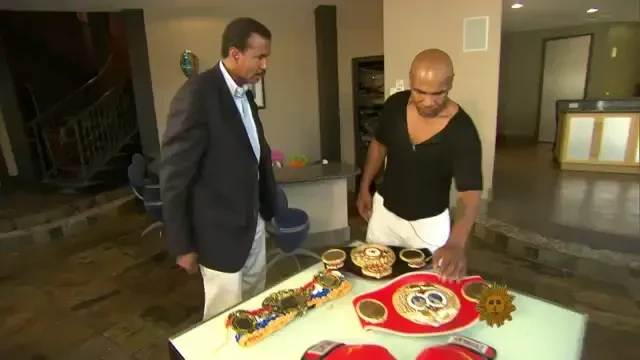 Mike Tyson despre centuri