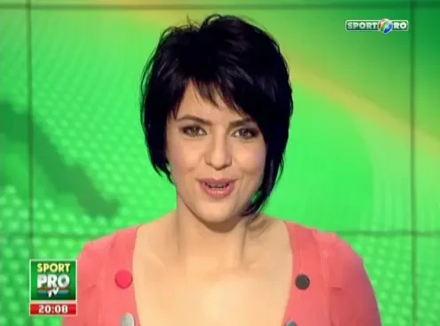 SUPER VIDEO! Ce cadou FIERBINTE la pat pregateste Andreea Tonciu de ziua lui Mitea