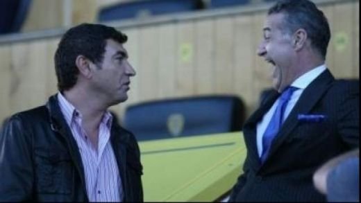 Borcea si-a inchis telefonul de FURIE! Becali il&nbsp;suna sa rada de el: Miau, miau! I-am batut ca hingherii pe caini!