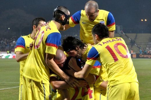 Dinamo - Steaua, derby IN LUMEA A 3-A! Ce oferta de 20 de mil il asteapta pe Rusescu si de ce-i da REJECT Steaua lui Rednic: