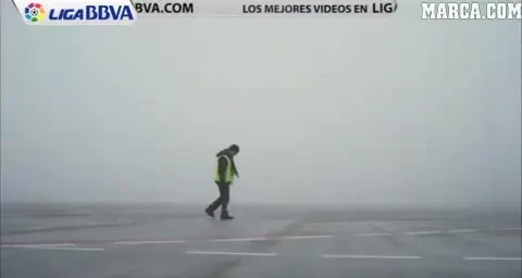 VIDEO! Dementa totala pe pista inainte de Real - Barcelona! Doi piloti au facut cel mai tare concurs de drifturi cu AUDI