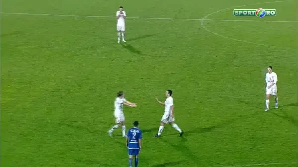 VIDEO! Momentul care l-a SOCAT pe Razvan Lucescu! Deac si Pancu, aproape sa se ia la BATAIE pe teren! Faza de la care a plecat conflictul: