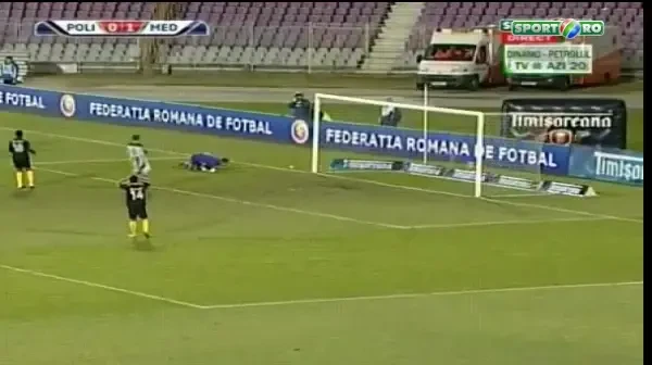 VIDEO: Singurul jucator de la Barca si Real care joaca in Romania, facut KO de IARBA :)) Cum a cedat nervos in meciul cu Poli