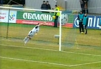 GOLUL pe care il aplauda si adversarii: 6 jucatori au fost lasati cu ochii in soare! VIDEO