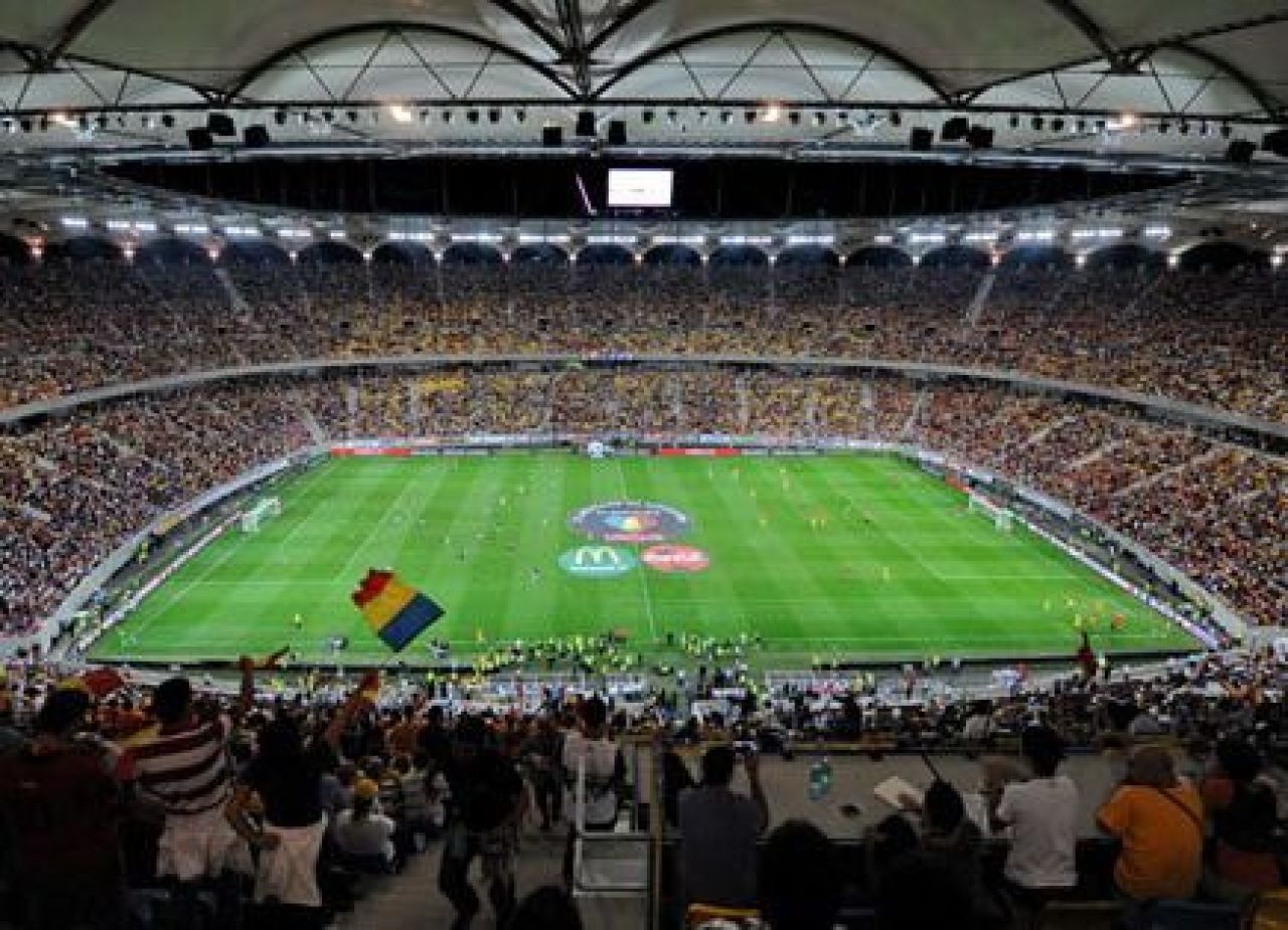 Meci nebun pe National Arena! Steaua a trimis de 3 ori in bara, CFR a avut 2 eliminati: Steaua 1-1 CFR! Beto a facut minuni in poarta!_3