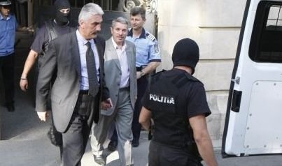 Avram si Terbea vor sa vorbeasca cu Sandu! Cei doi au cerut instantei ridicarea interdictiei de a lua legatura cu presedintele FRF!