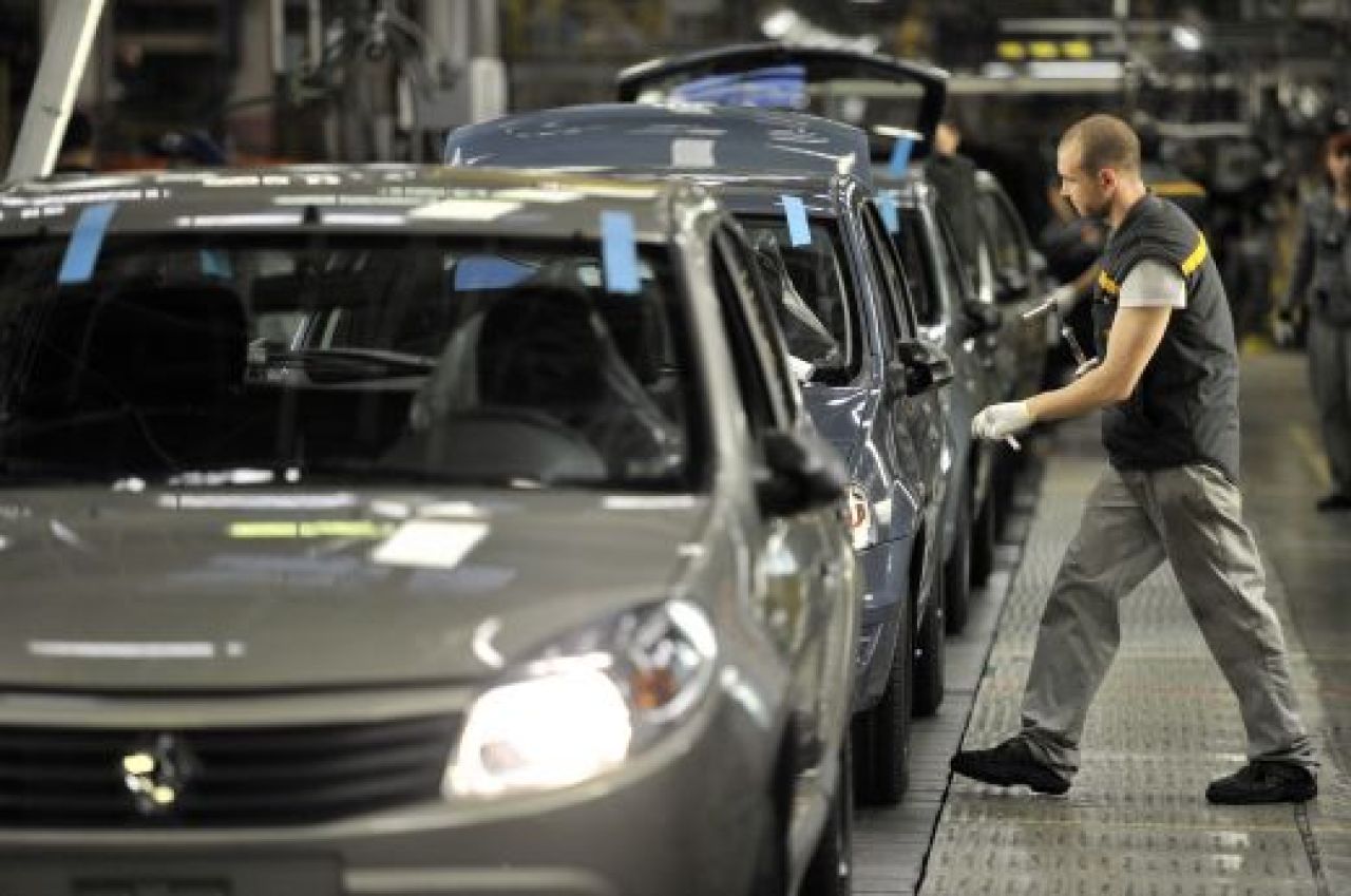 Duster cucereste Rusia! Ce schimbari a facut Renault la SUV-ul de 10.000 de euro cu care incearca sa dea lovitura pe piata ROSIE!_6