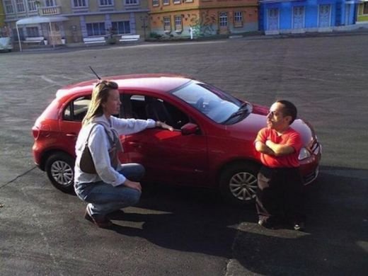 FOTO FABULOS! A aparut prima masina pentru PITICI: Vezi cum arata Mini-Gol :))